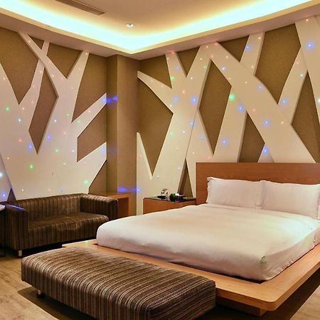 Takao Love Motel Kaohsziung Kültér fotó